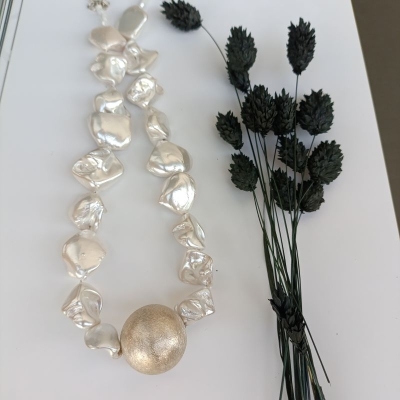 Κολιέ με chips κοχύλι και μπάλα ασημί 925