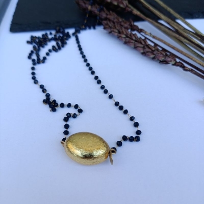 Κολιέ με ημιπολύτιμες χάντρες και ανοξείδωτο ατσάλι