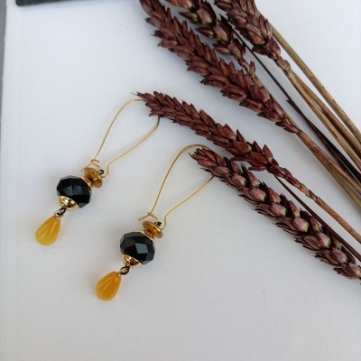 Σκουλαρίκια από κρυστάλλινες χάντρες ημιπολύτιμες χάντρες και ανοξείδωτο ατσάλι