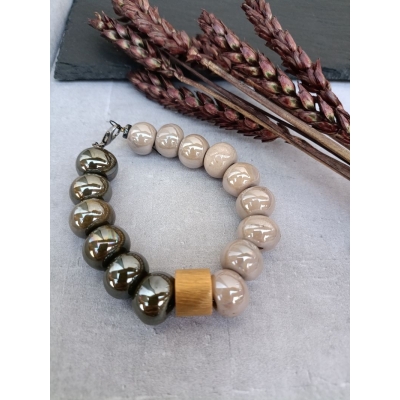 Βραχιόλι από ανοξείδωτο ατσάλι και κεραμικές χάντρες