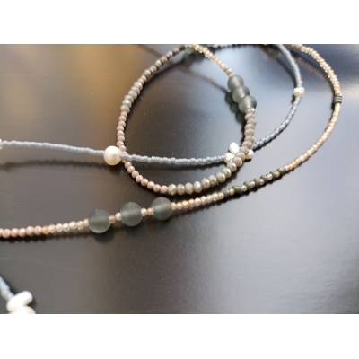 Κολιέ από μαργαριτάρια, κρύσταλλα και ανοξείδωτο ατσάλι