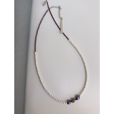 Κολιέ από μαργαριτάρια, χάντρες αιματίτη και κρύσταλλα